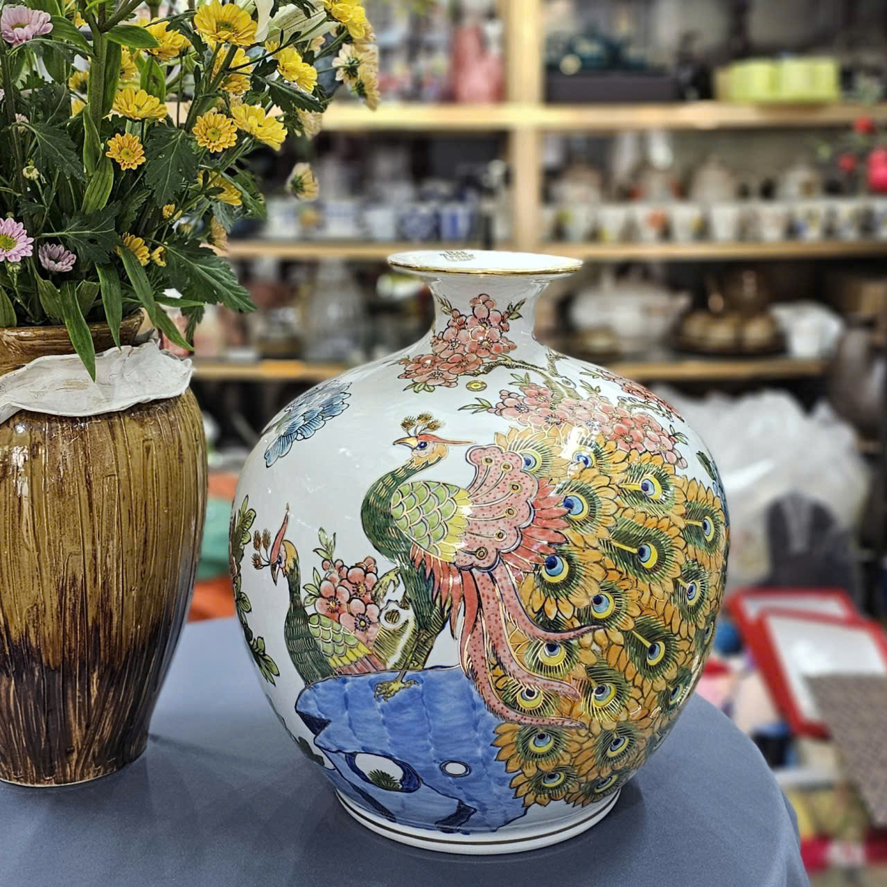 Bình hút tài lộc H35 vẽ vàng 24k gốm sứ Bát Tràng cao cấp