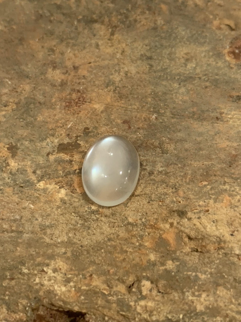 Viên đá mặt trăng (Moonstone) thiên nhiên - HA_G000487