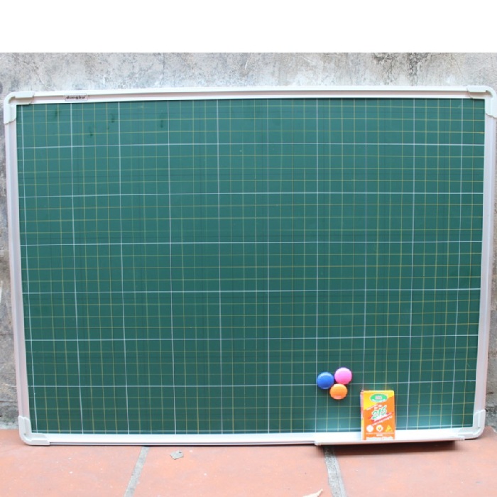 Bảng từ xanh viết phấn kẻ ô li Tiểu học kích thước 800x1200mm