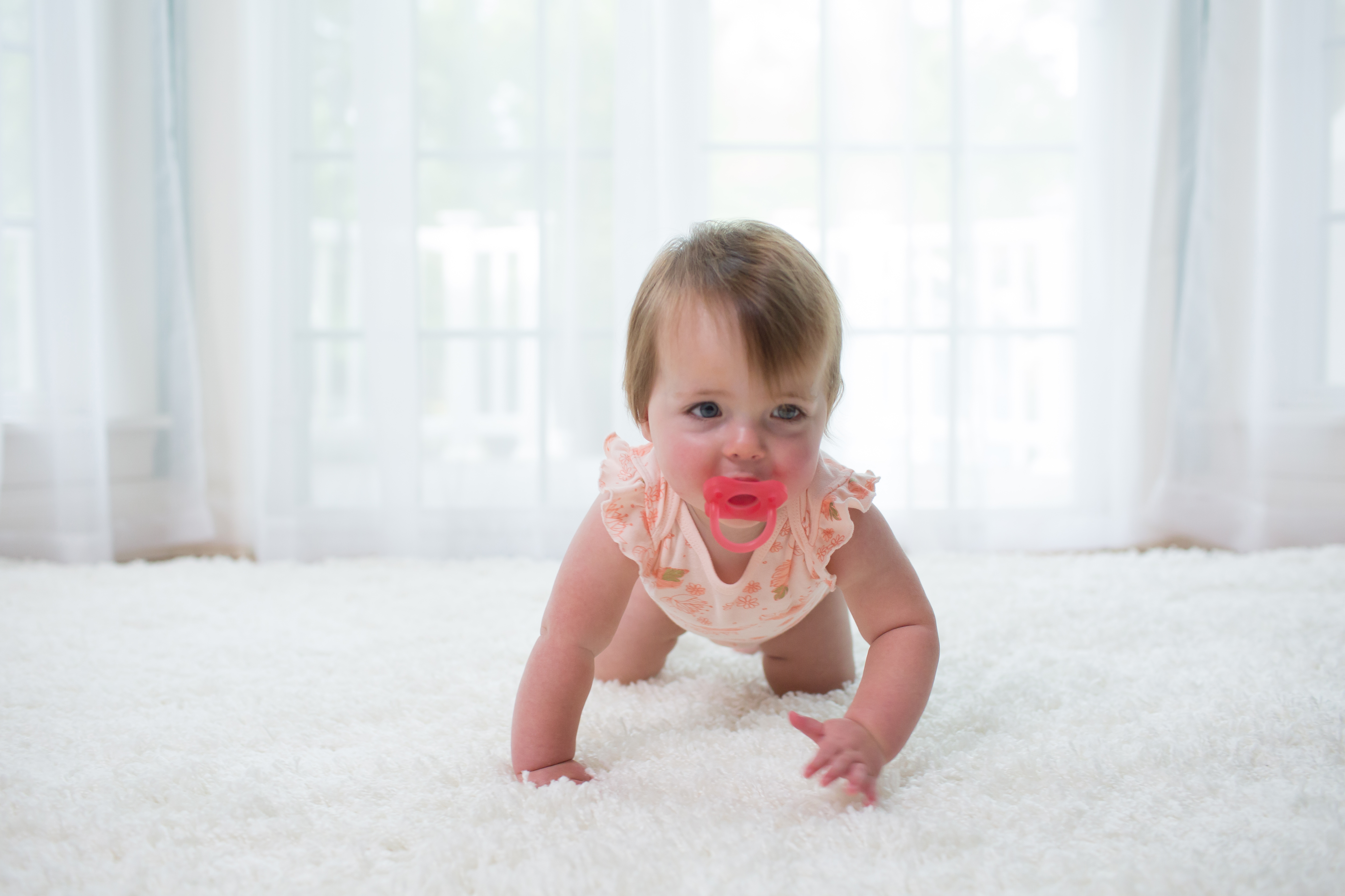 Ty ngậm Dr.Brown's siêu mềm đầu tròn Happy Paci, 100% silicone