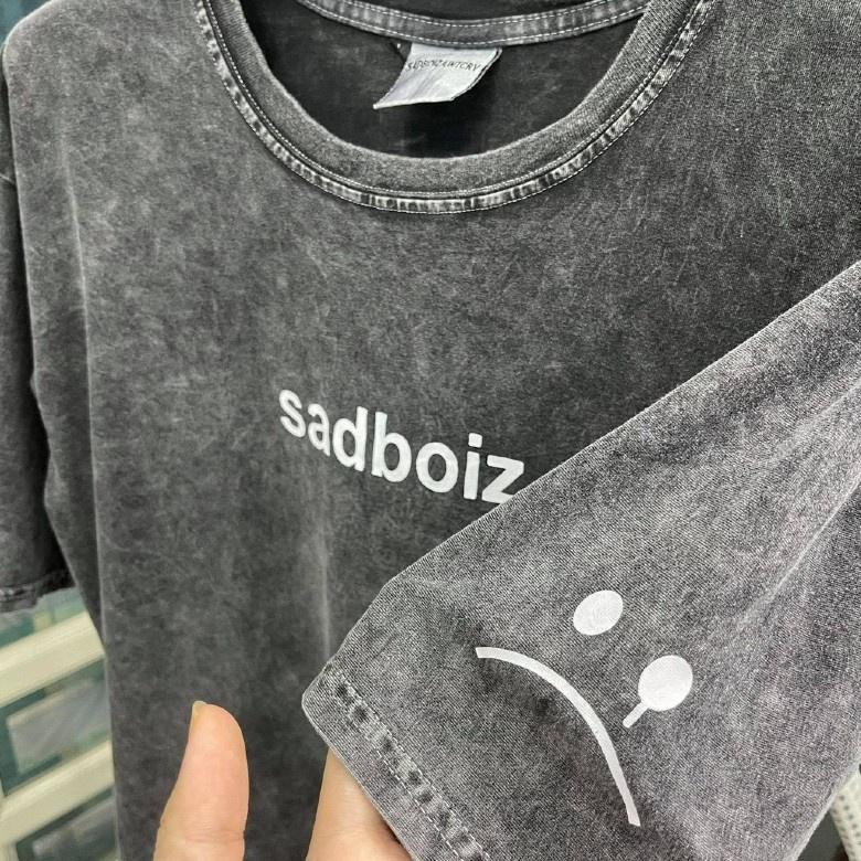 Áo thun trơn tay lỡ Sad Boiz DUSTY SIGNATURE Sad Boy phông Unisex form rộng oversize Ulzzang - Gin Store