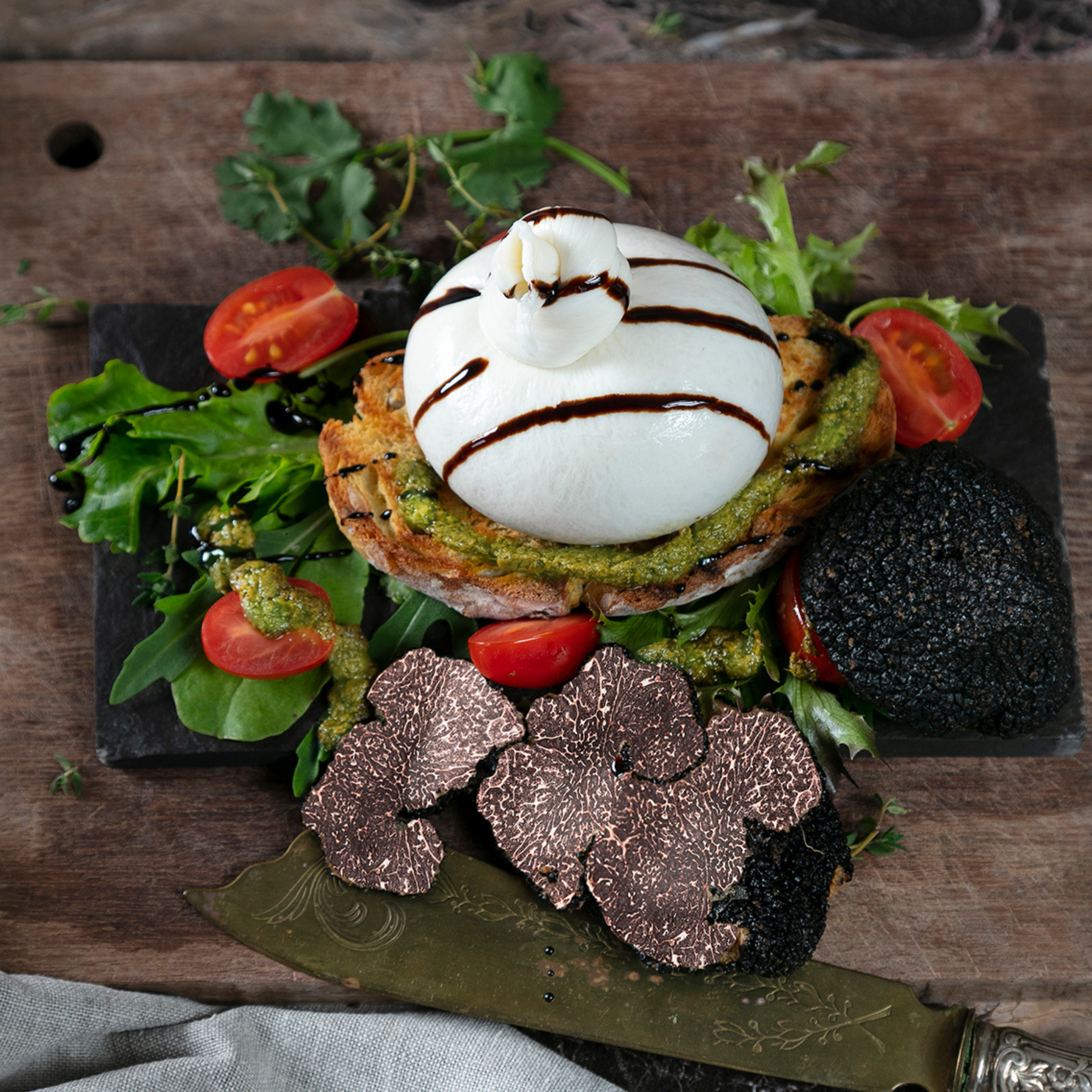 Phô mai Burrata nấm Truffle Tapenade Tươi 65g