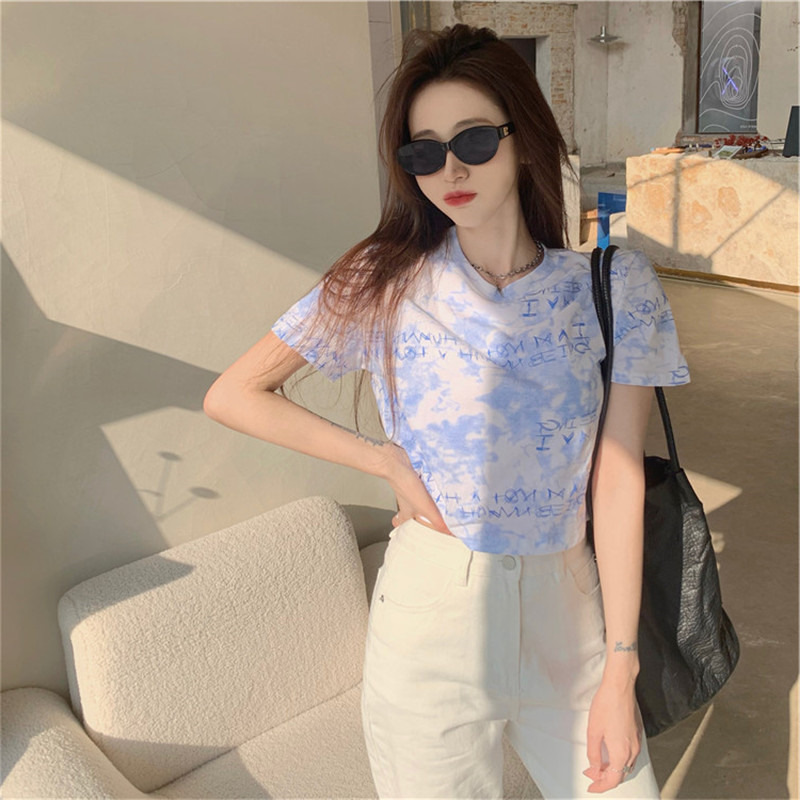 Áo thun nữ croptop trẻ trung năng động chất liệu thun cotton co giãn 4 chiều