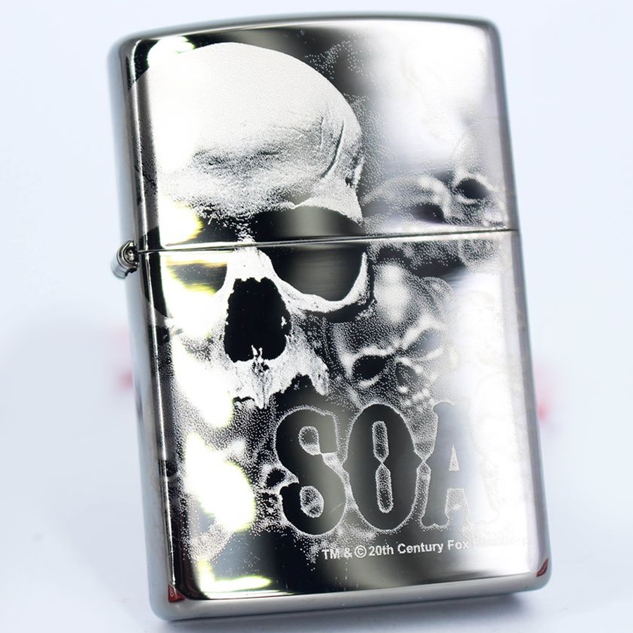 Bật Lửa Zippo 49192 – Zippo Sons of Anarchy 360° Skulls Black Ice