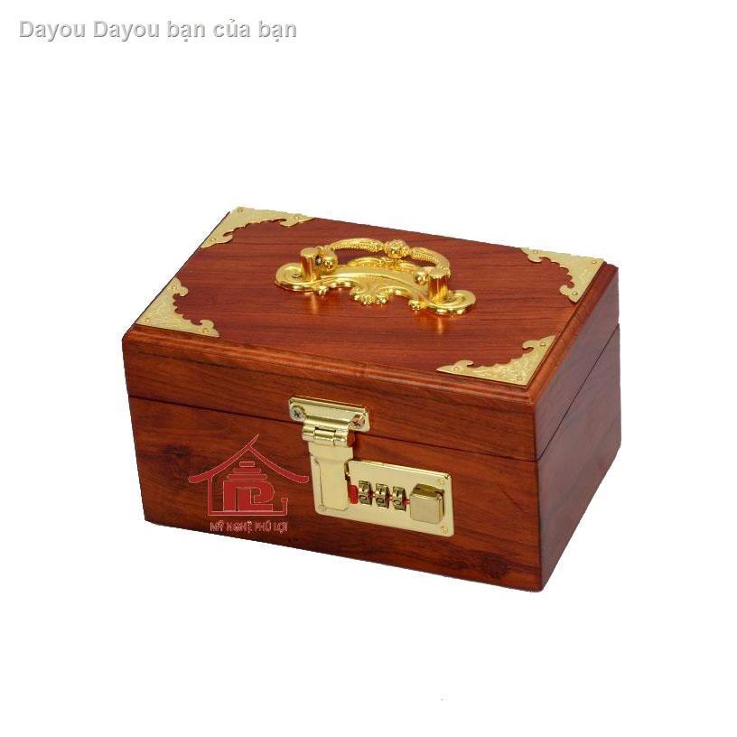 Hộp đựng trang sức, con dấu gỗ hương khóa số