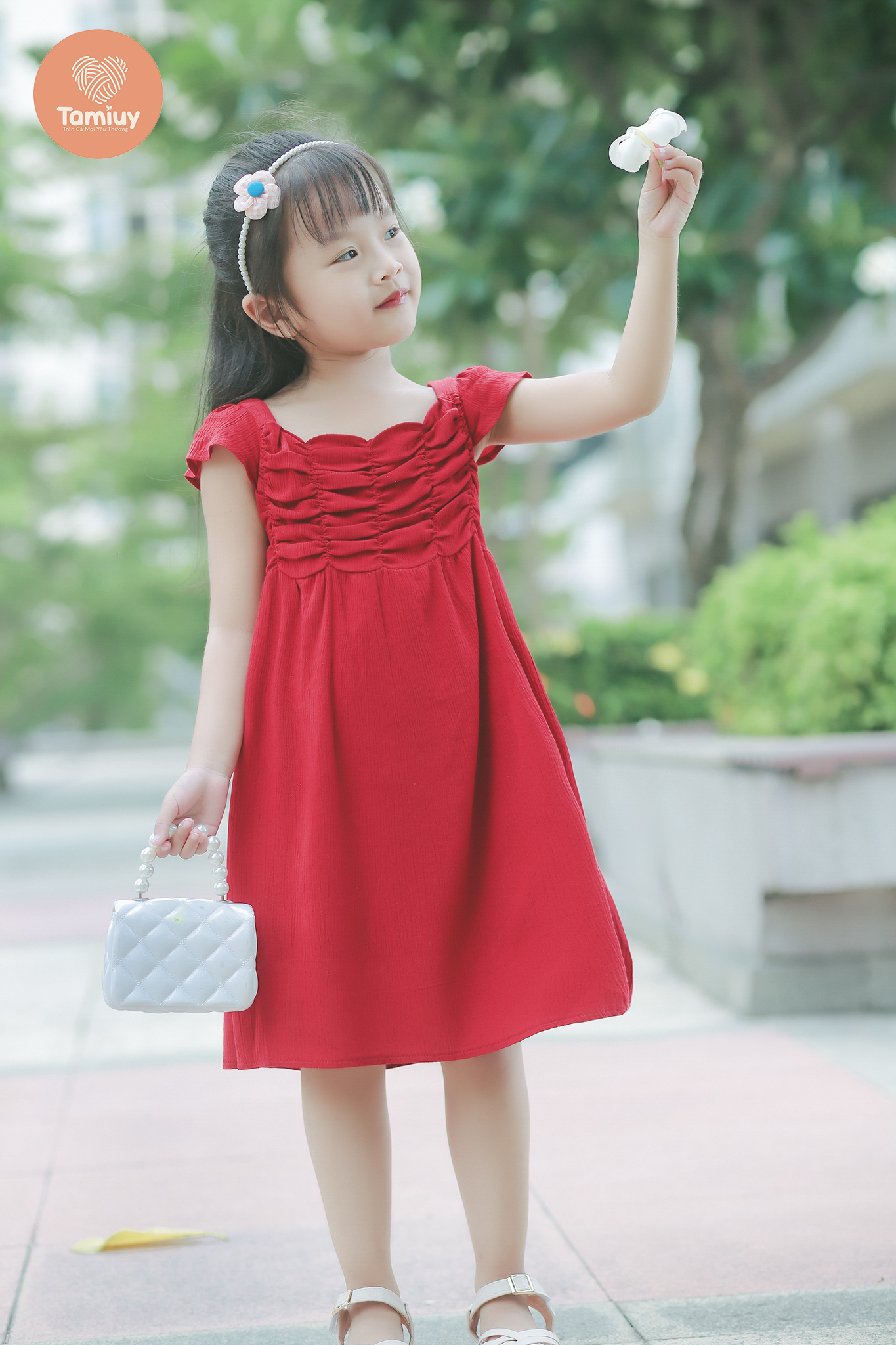 Đầm Bé Gái Tamiuy Cao Cấp Thiết Kế Tay Phồng Cánh Tiên Dún Ở Ngực Chất Liệu  Cotton Mềm Mại