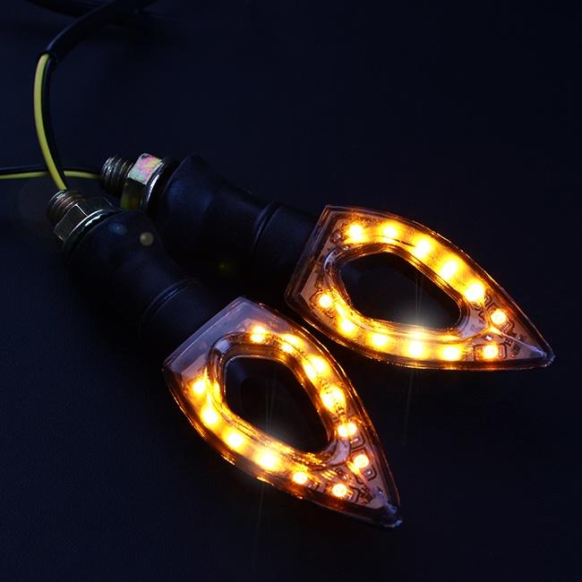 1 cặp đèn xi nhan 12 bóng LED chống nước thông dụng cho xe máy