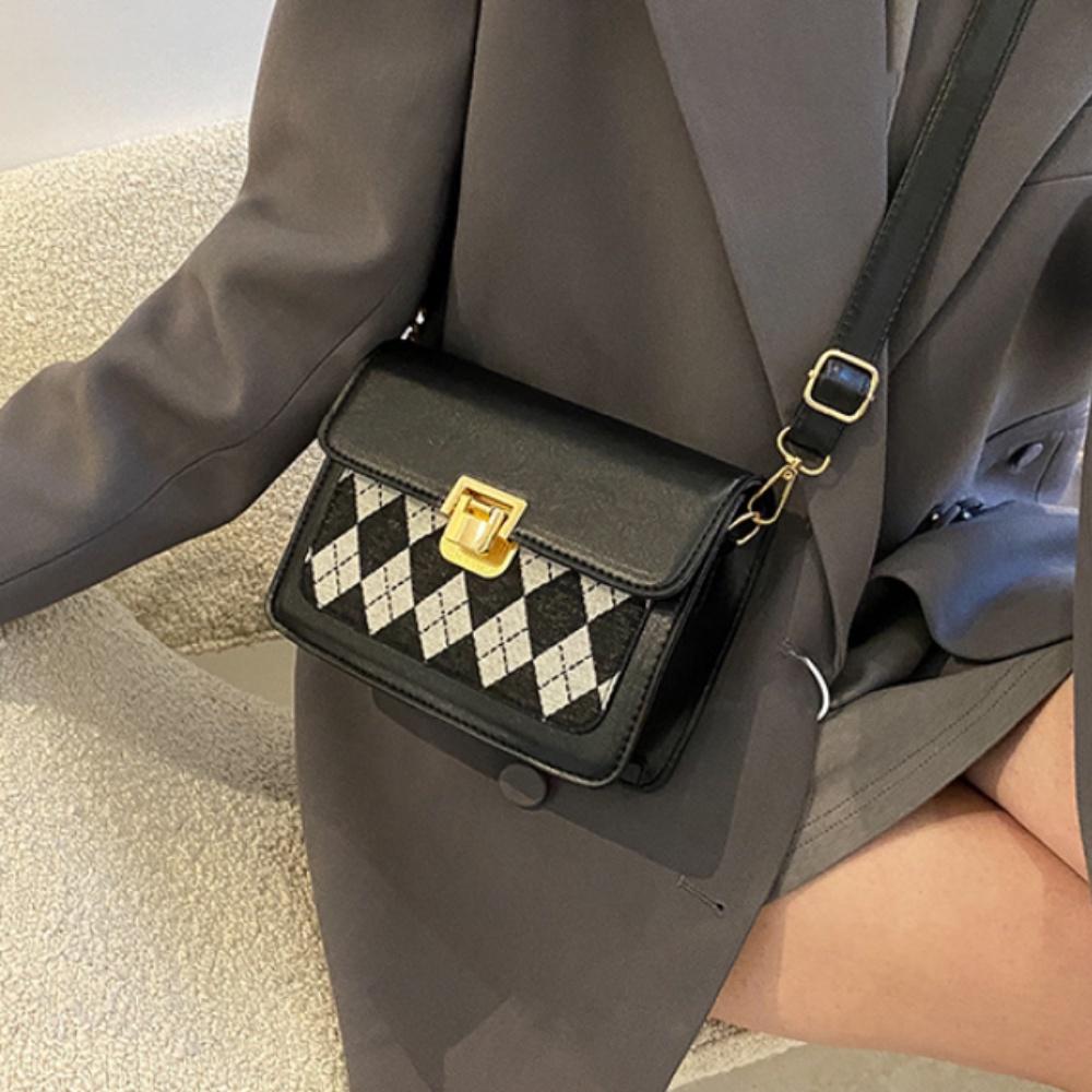 Túi xách đeo chéo nữ ZUCi A38 họa tiết kẻ ô cao cấp sang trọng đi chơi phong cách Retro thời trang Hàn Quốc