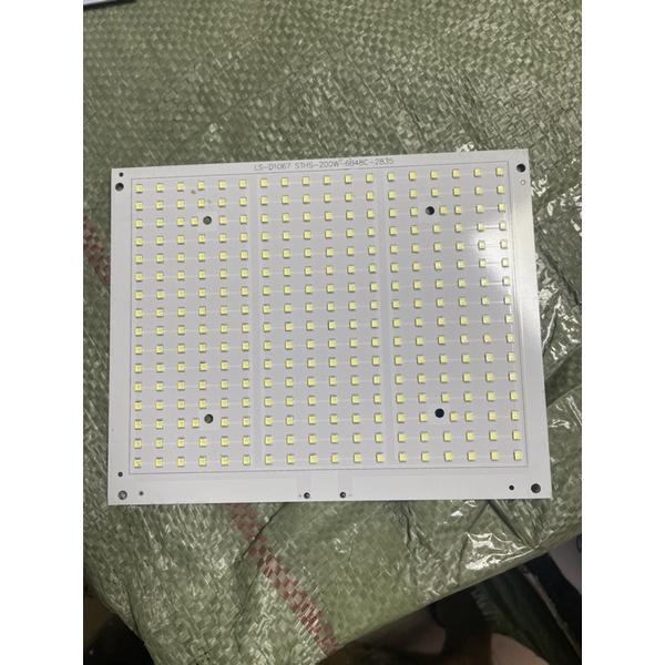 Chip led 2835 dùng cho pha led 50% công suất