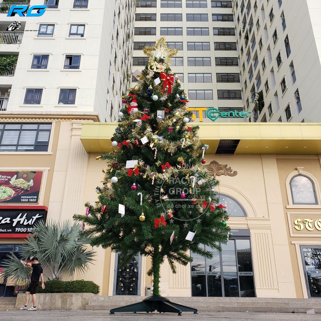 Cây Thông Noel 1m8 Trang Trí Giáng Sinh Kèm Bộ Phụ Kiện Quả Châu Bông Tuyết Dây Đèn Led...Trang Trí Cây Thông Giáng Sinh 1m8