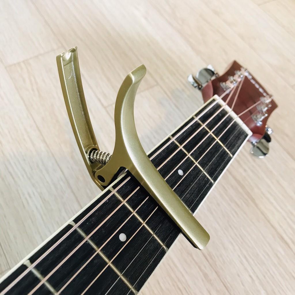 Capo kim loại cao cấp MC30 cho đàn Guitar và Ukulele