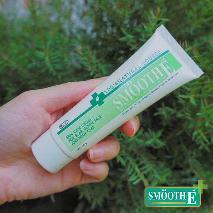 Kem Dưỡng Ẩm Mờ Thâm Mụn Sáng Da Thái Lan Smooth E Cream