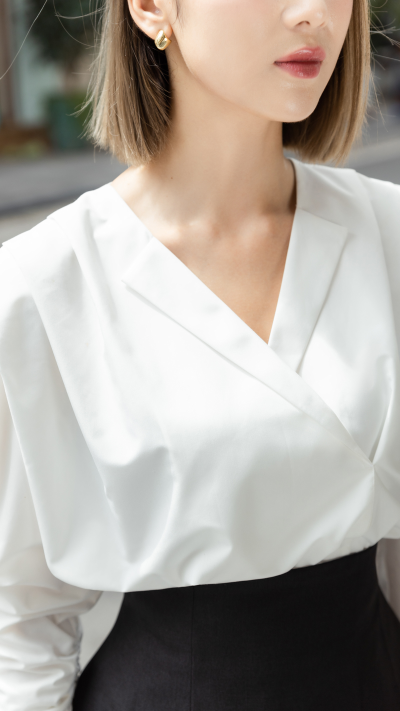 Áo sơ mi vai chờm có đệm Bianca thiết kế cao cấp WHITE CHIC