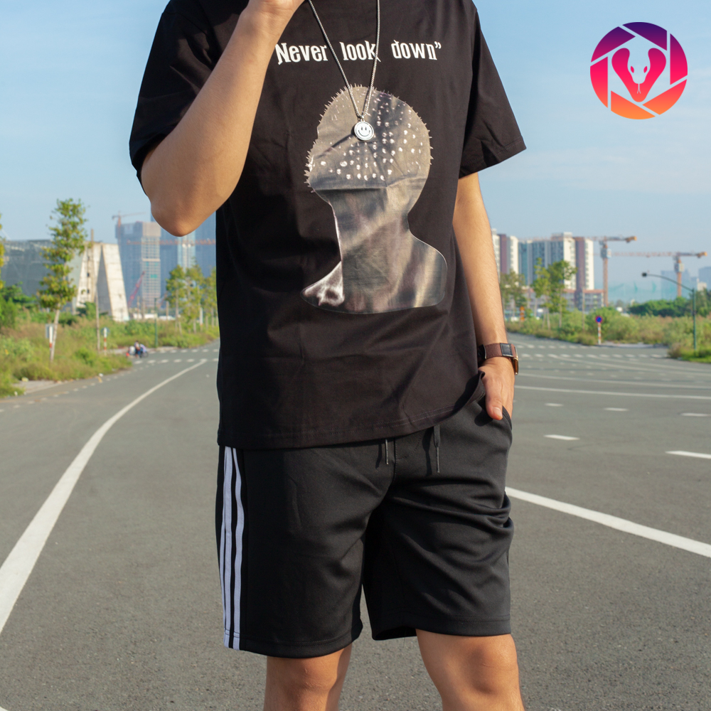 Áo thun cotton in hình 3D sắc nét, tay ngắn, cổ tròn, form rộng, unisex, màu đen và trắng