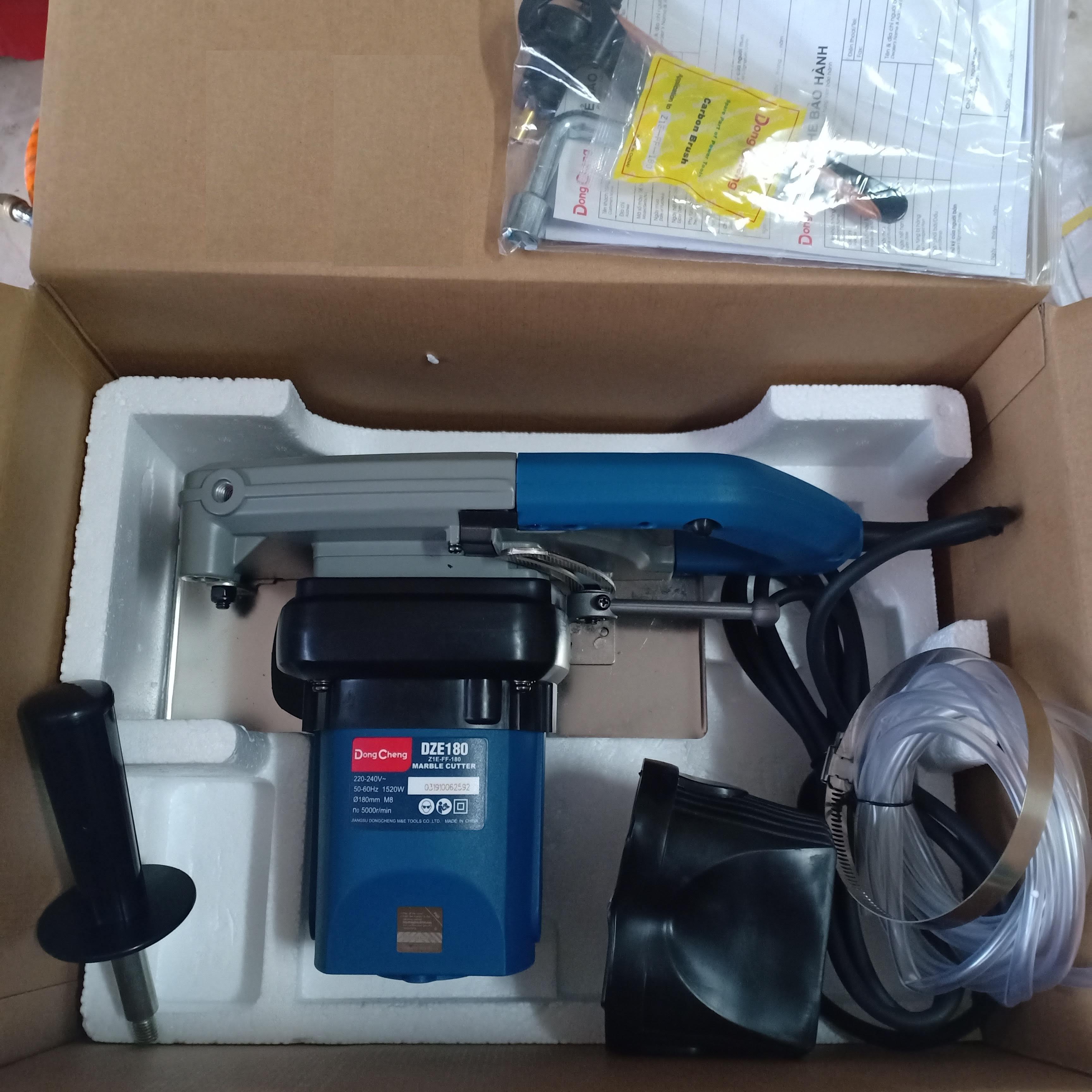 MÁY CẮT GẠCH 1520W DONGCHENG DZE180 - HÀNG CHÍNH HÃNG