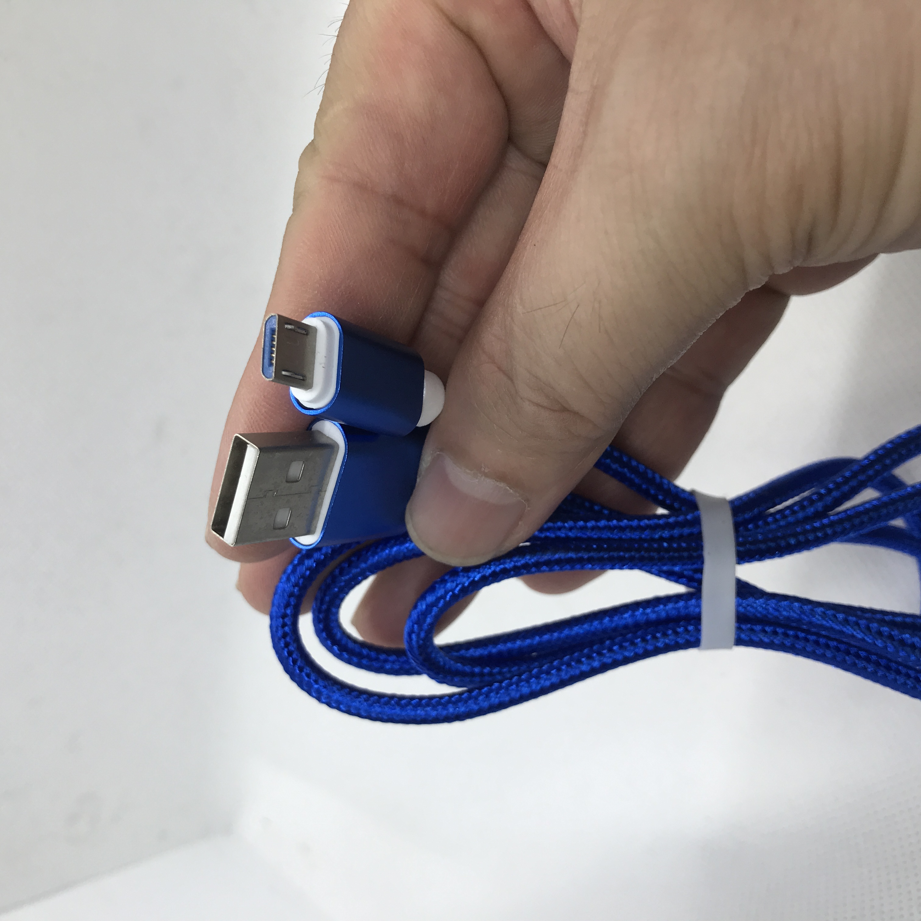 Dây sạc dành cho iphone, samsung cao cấp, dài 1 mét, chống đứt