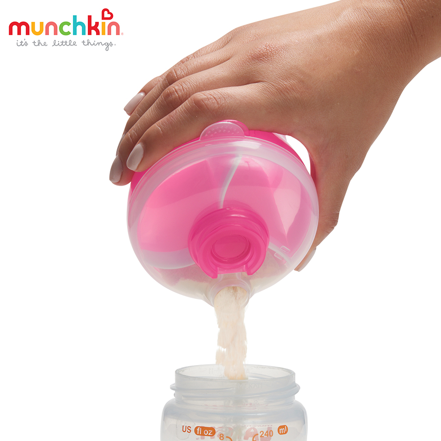 Hộp Chia Sữa Munchkin MK44923 (Mẫu Ngẫu Nhiên)