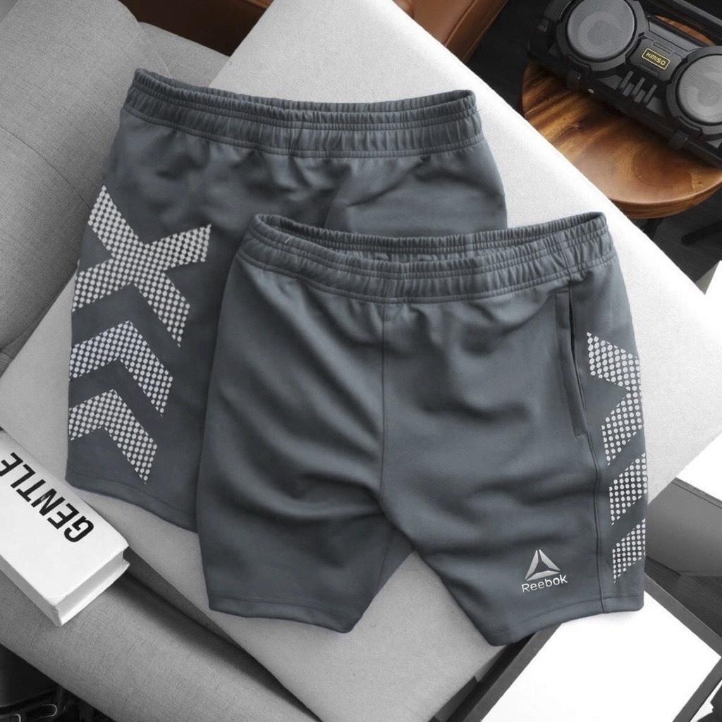 Quần Short Nam Thể Thao, Quần Short Nam Họa Tiết Reebook, Chất Poly Cao Cấp, Thoáng Mát, Co Dãn 4 Chiều - Ares Shop