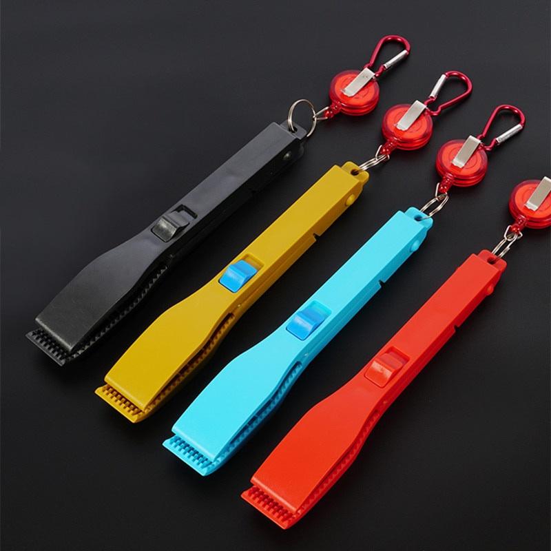 Fishing Body Grip Clamp Gripper Grabber with Lock Switch Trigger Multifunctional Fishing Fish Clip Hand Controller Tackle Tool