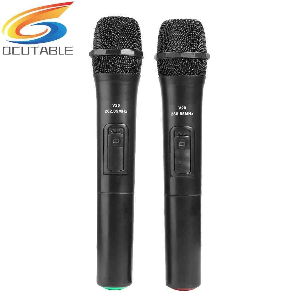 Bộ 2 Micro Không Dây Thông Minh Cầm Tay Kèm Đầu Nhận USB Chuyên Dụng Cho Karaoke