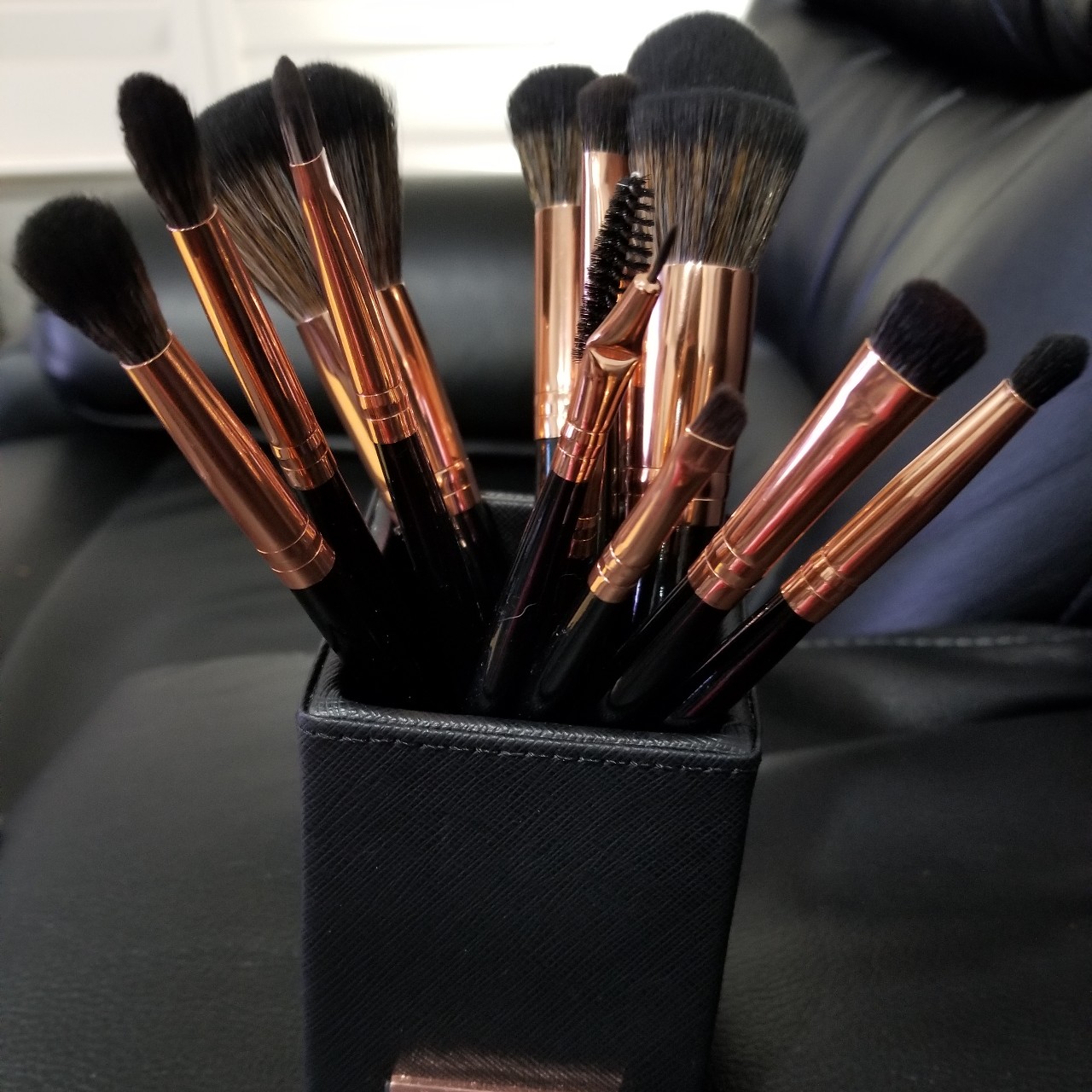 Bộ Cọ Trang Điểm BH Cosmetics BH Signature Rose Gold Brush Set 13 Piece