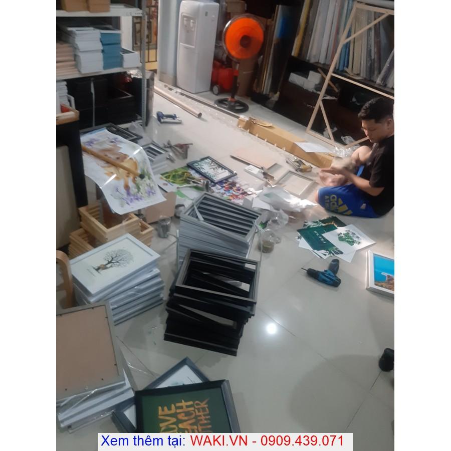 Khung ảnh 13x18cm kích thước lọt lòng 13x18cm, nhiều màu, bao gồm kiếng