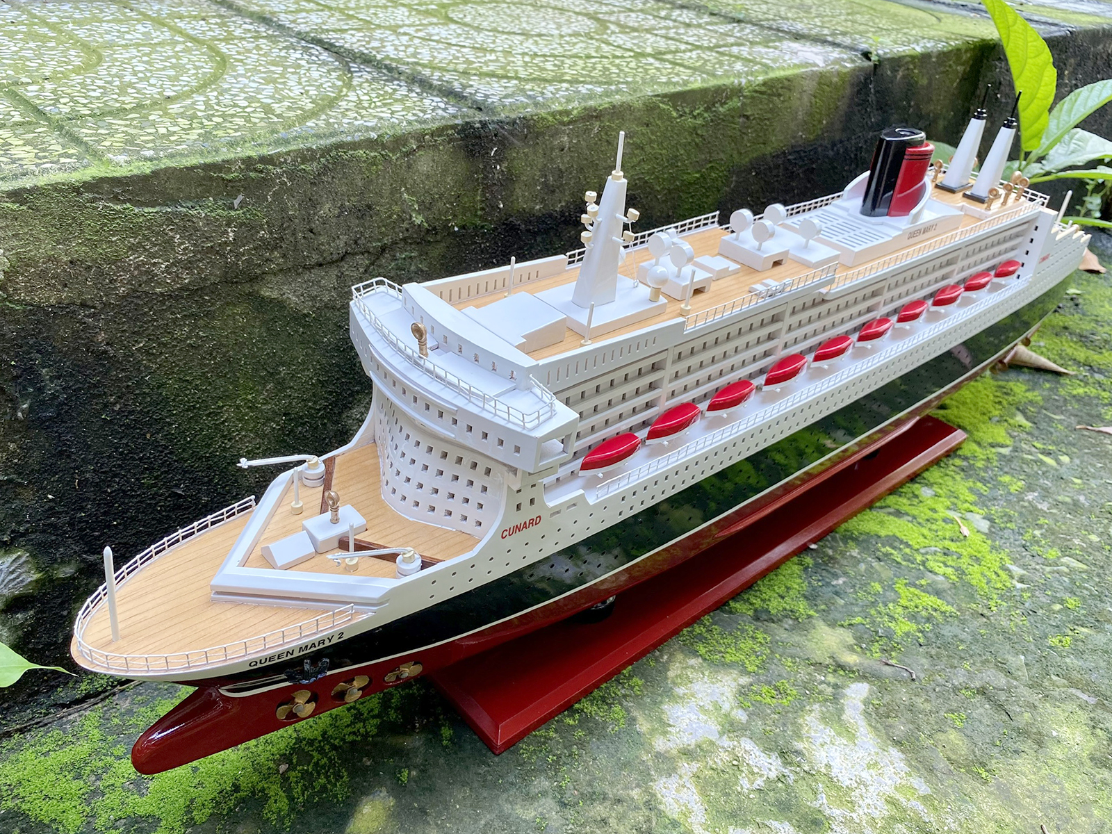 Du thuyền gỗ Queen Mary 80cm trang trí, mô hình tàu du lịch chở khách trên biển, quà tặng khách hàng nước ngoài