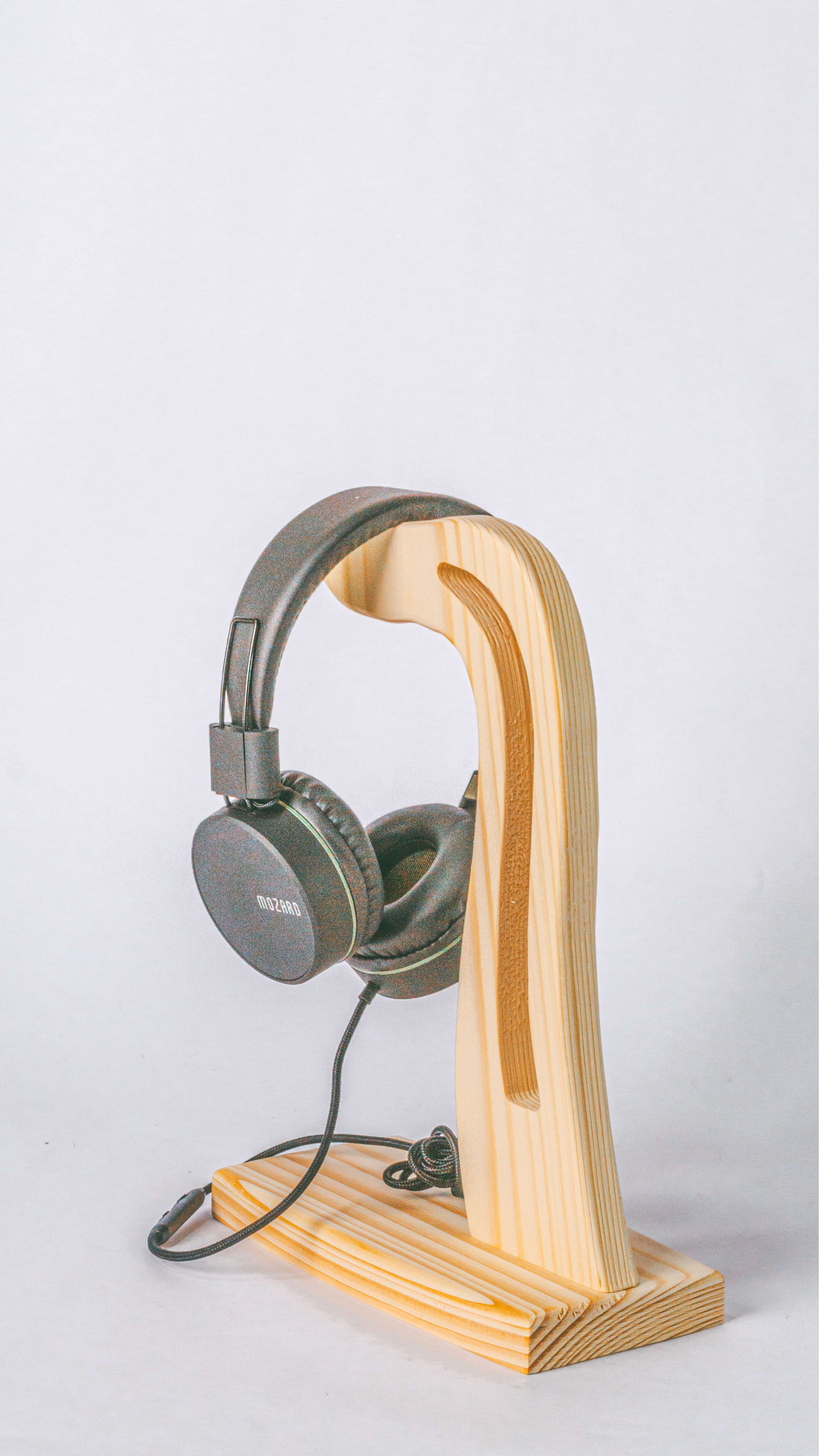Giá đỡ tai nghe chụp tai, headphone để bàn chất liệu gỗ thông tự nhiên - ST03