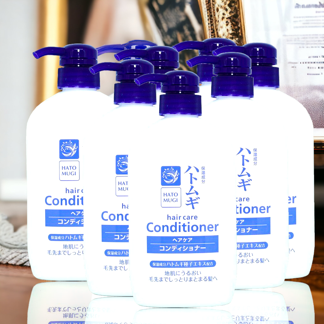 Dầu Xả Phục Hồi Tóc Tóc Xơ, Hư Tổn Chiết Xuất Hạt Ý Dĩ Cosme Station Hatomugi Conditioner (Chai 600 mL)