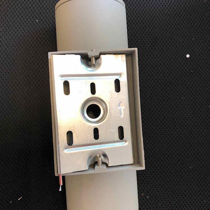 Đèn led gắn tường ngoài trời 2 đầu đui e 27