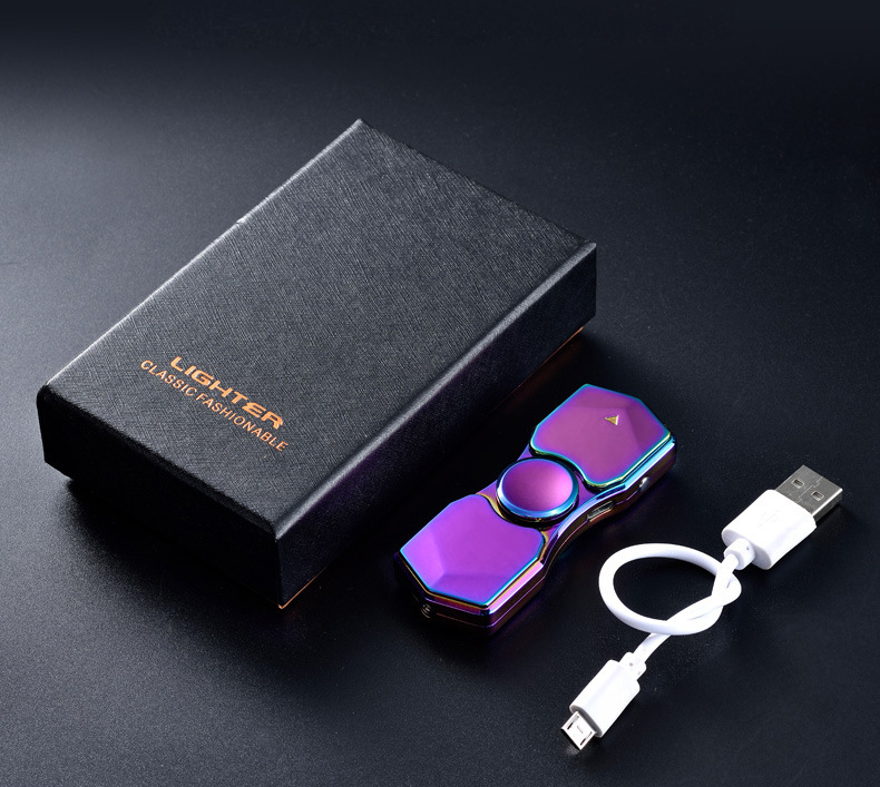 Con Quay Spinner Tạo 12 Hiệu Ứng Đèn Led Kiêm Quẹt Lửa Hồng Ngoại Và Đèn Pin Sạc Điện USB