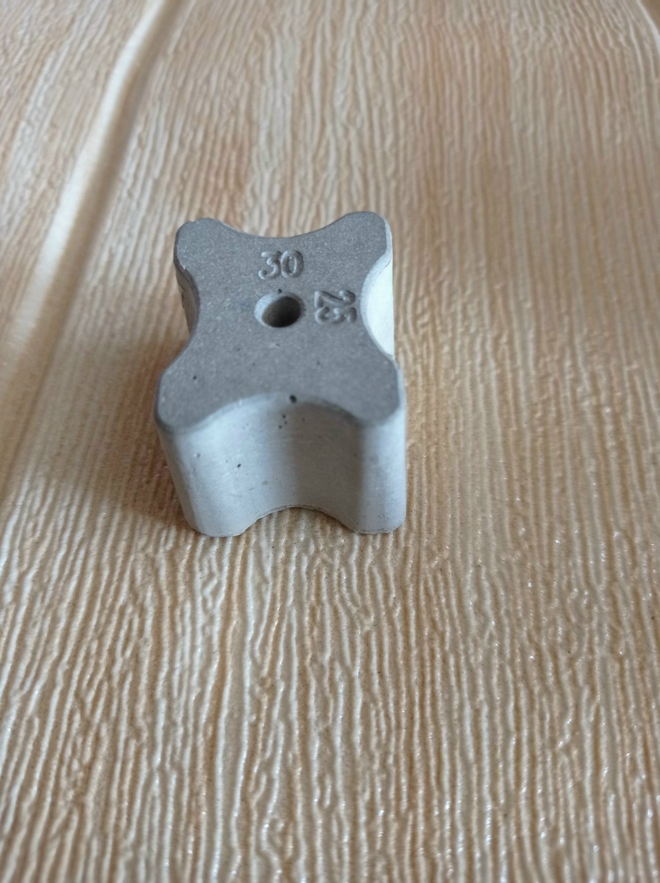 KHUÔN ĐÚC CỤC KÊ BÊ TÔNG ĐA NĂNG 45/45/55/60