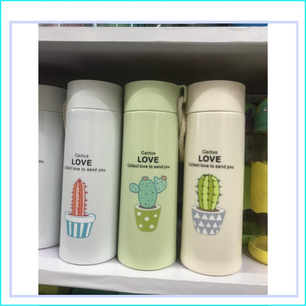 Bình nước in hình xương rồng 450ml lõi thủy tinh bọc vỏ nhựa lúa mạch có dây sách (GIAO MẪU NGẪU NHIÊN