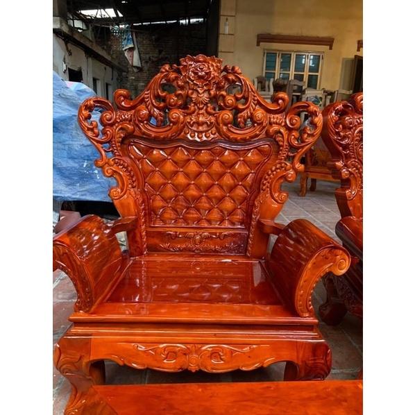 Bộ bàn ghế hoàng gia chất liệu gỗ xà cừ