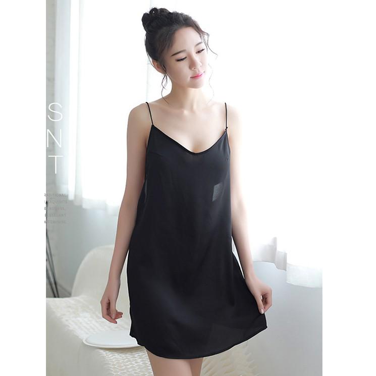 Váy ngủ lụa satin 2 dây mảnh gợi cảm - Đen