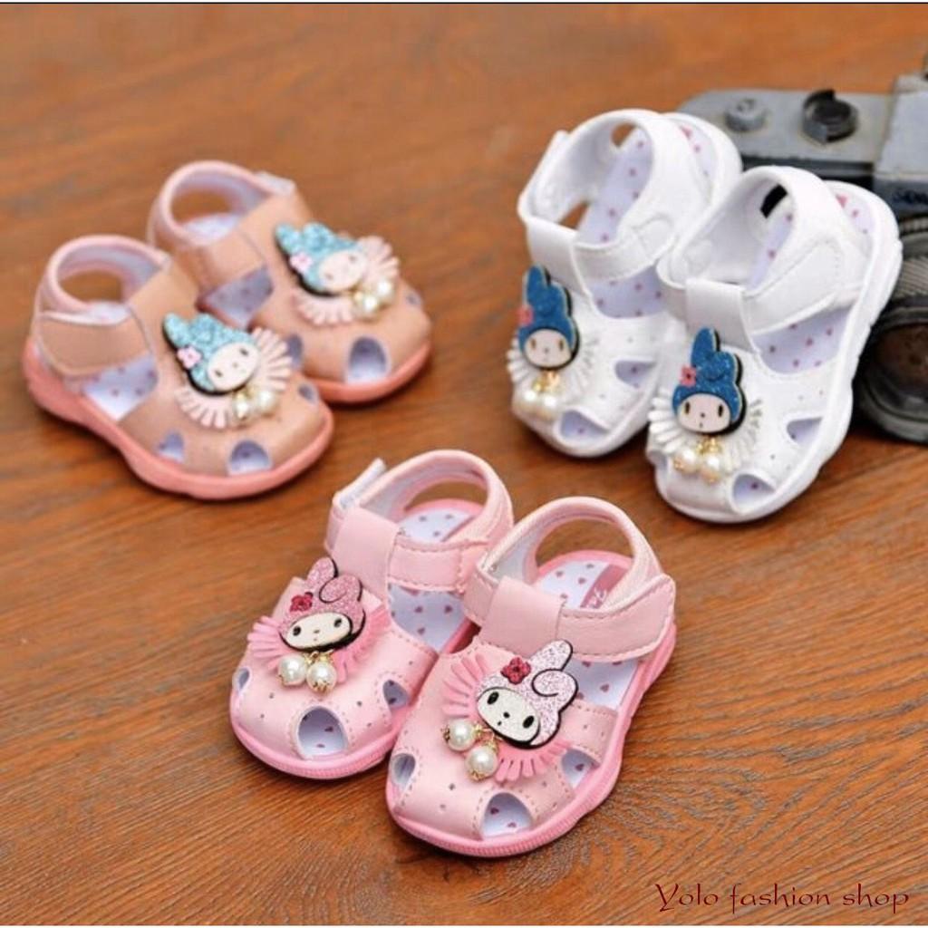 SN4_Giày sandal tập đi cho bé gái đế gấu có kèn hình cô tiên dễ thương - Hàng QC cao cấp