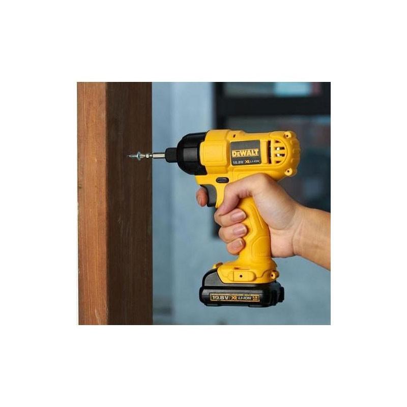 Máy khoan vặn vít động lực pin Dewalt DCF805C2-B1