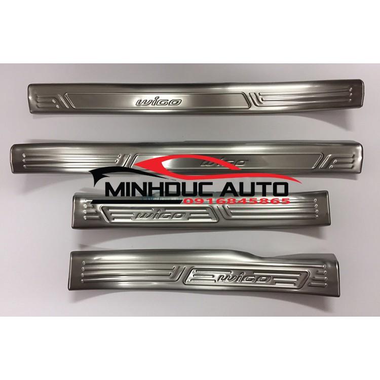 Bộ 4 Ốp bậc trong xe WIGO