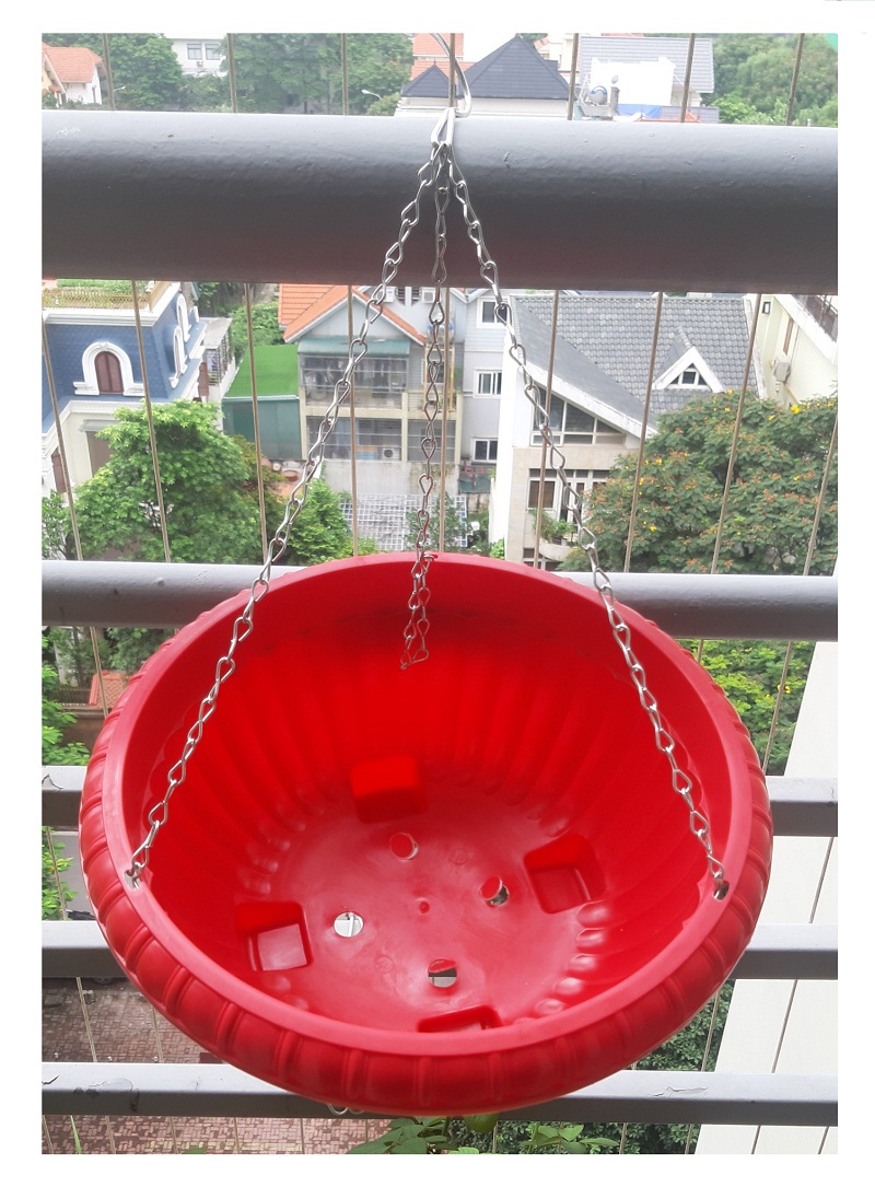 3 Chậu Nhựa Tròn Trồng Hoa Màu Đỏ Có Móc Treo - Chậu chảo treo trồng hoa có móc xích kèm theo! KT: 33x13 cm