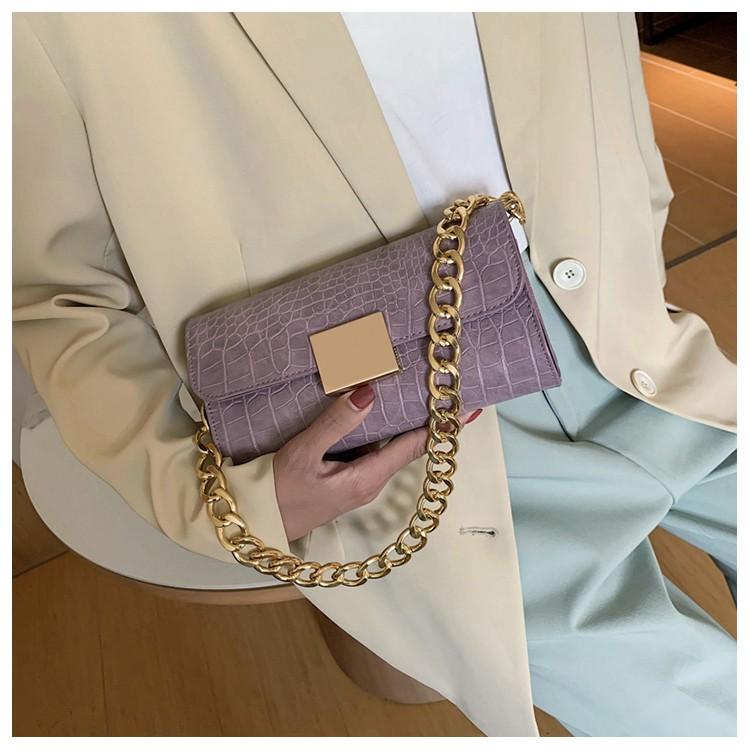 High-Grade Underarm Bag Women's Chain Shoulder Bag Simple All-Match French Stick Small Square Bag