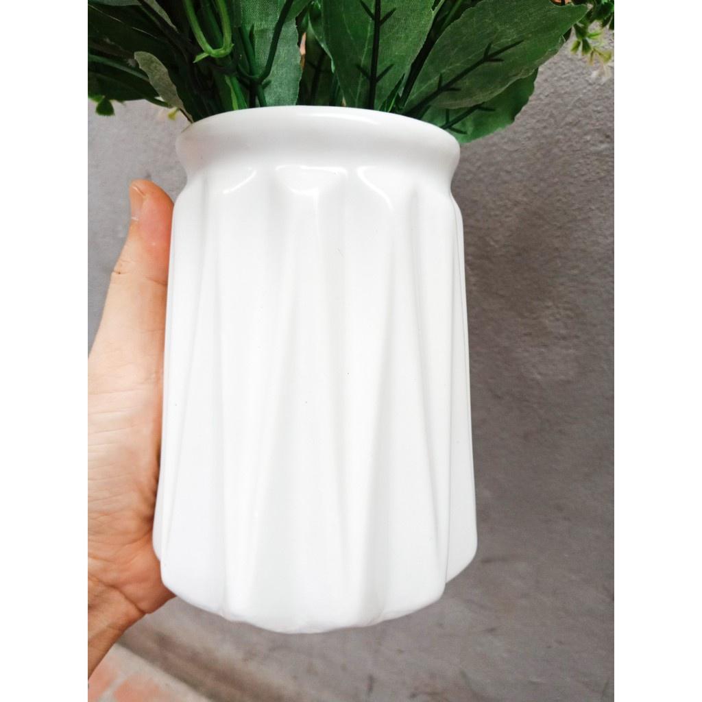 Bình sứ dứa thắt nơ dây gai cao 18cm