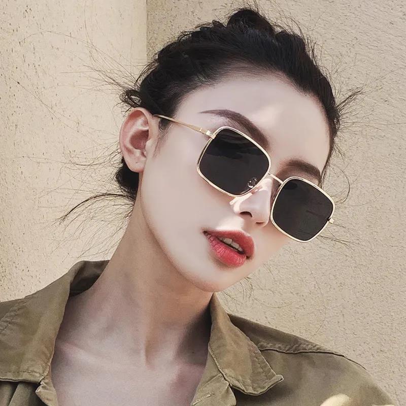 Kính mát gọng thép không gỉ hình vuông thời trang UNISEX