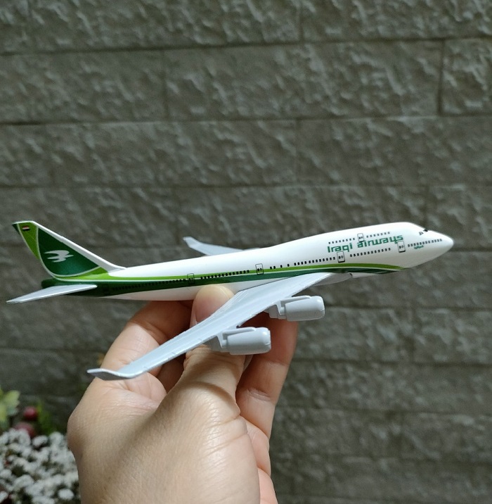 Mô hình máy bay tĩnh B747 IRAQI 16cm