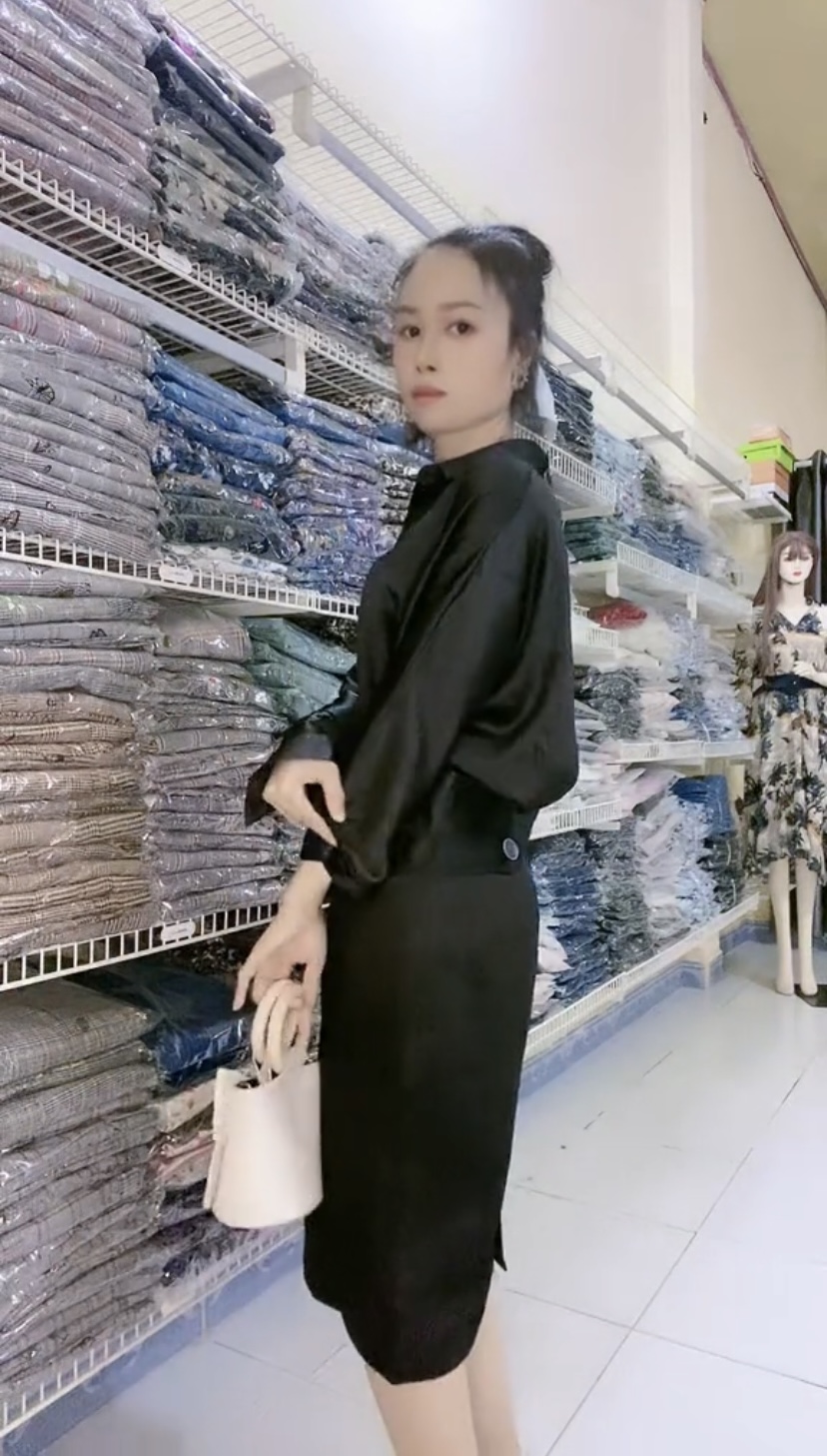 Bộ áo sơ mi kèm váy cao cấp màu đen quý phái Myqlothing