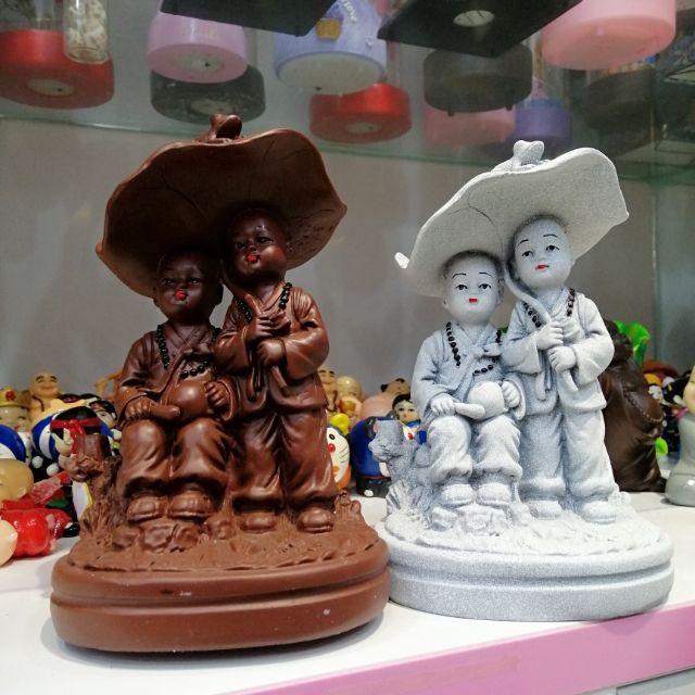 TƯỢNG HAI CHÚ TIỂU ĐỘI LÁ SEN