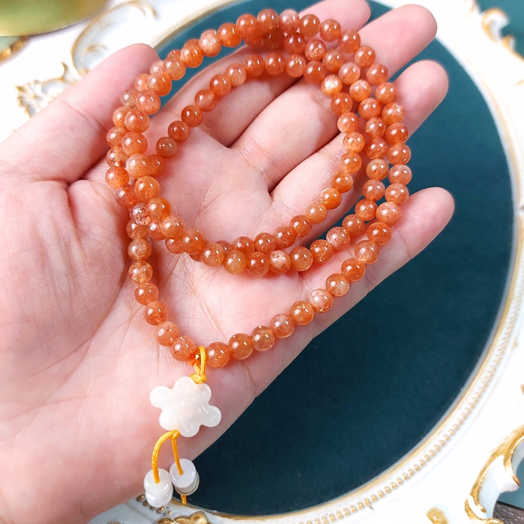Vòng tay phong thủy đá Mặt Trời Sunstone chuỗi 108 hạt 6 li mix charm Cát Tường Bạch Ngọc, đá Cẩm Thạch bánh xe