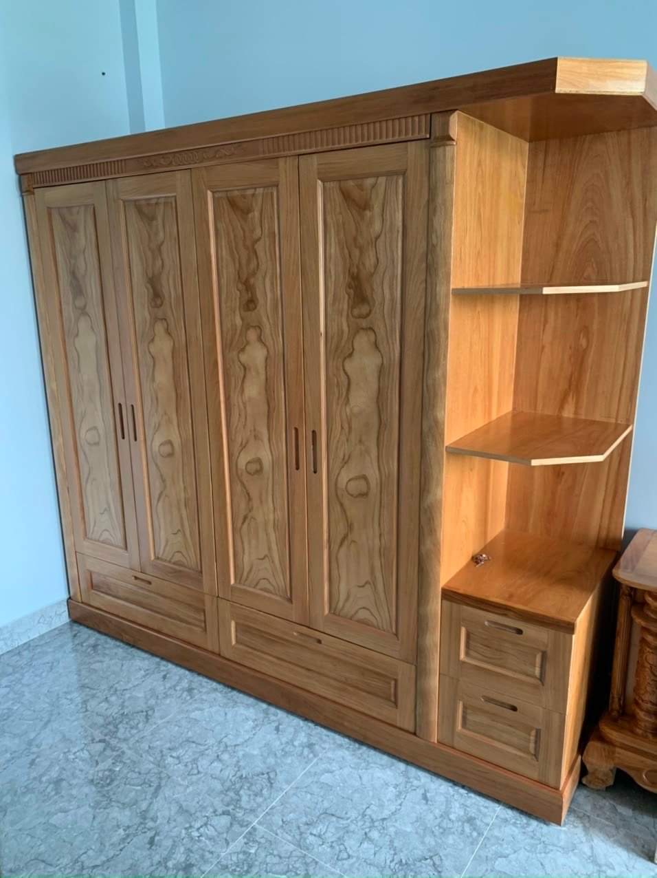 Tủ quần áo gỗ gõ đỏ 4 cánh 2 M kèm góc trang trí, tủ áo gỗ gõ