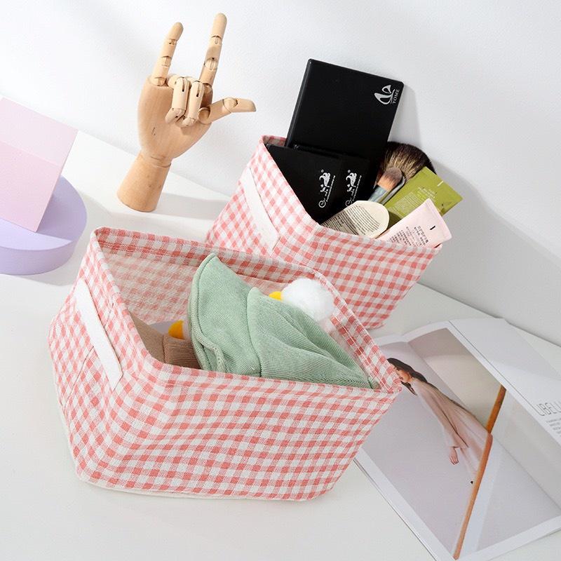 Hộp vải đựng đồ, giỏ vải kẻ cara màu hồng dễ thương có quai xách, giúp sắp xếp mỹ phẩm, sách vở, quần áo gọn gàng