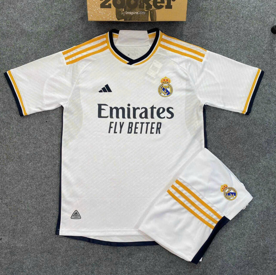 Quần áo Bóng đá CLB Real Madrid màu trắng mẫu mới 2023 - Vải thái cao cấp
