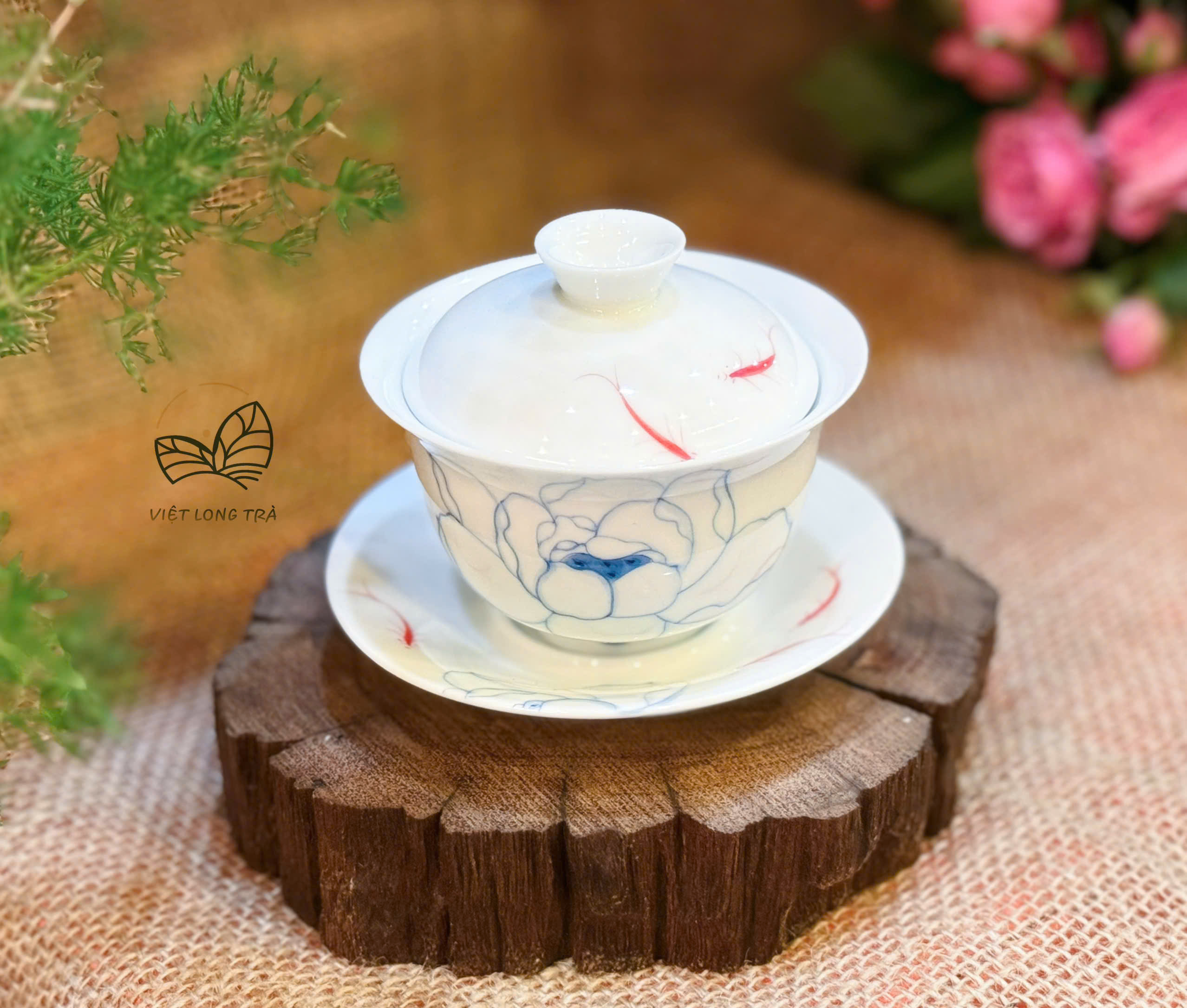 CHÉN KHẢI SỨ LIÊN NGƯ VẼ TAY - DUNG TÍCH 120ML - GAIWAN